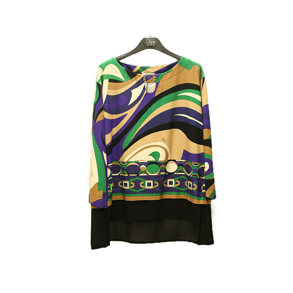 Clips sweater